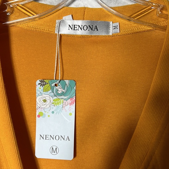 Nenona button down cardigan size medium - Picture 5 of 11